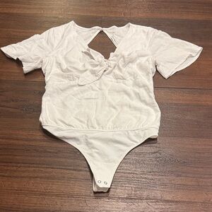 Abercrombie & Fitch Pre Owned White Linen/ Viscose Thong Bodysuit.
